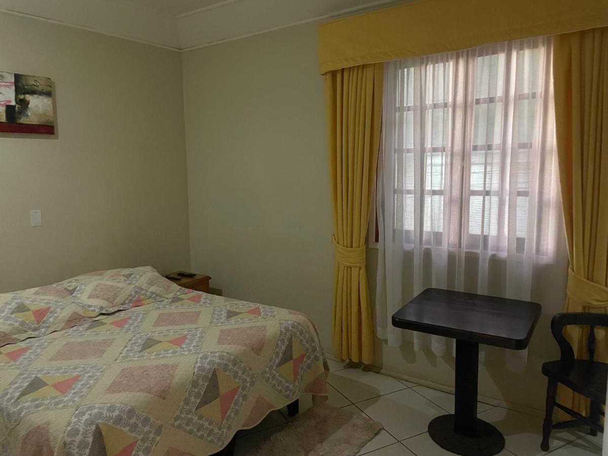 Hotel Palermo Quintero Esterno foto
